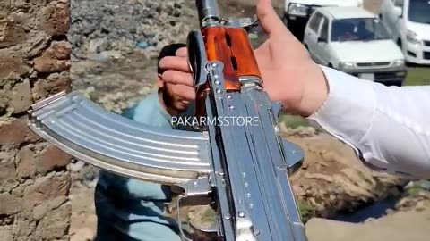 Pakistan gun