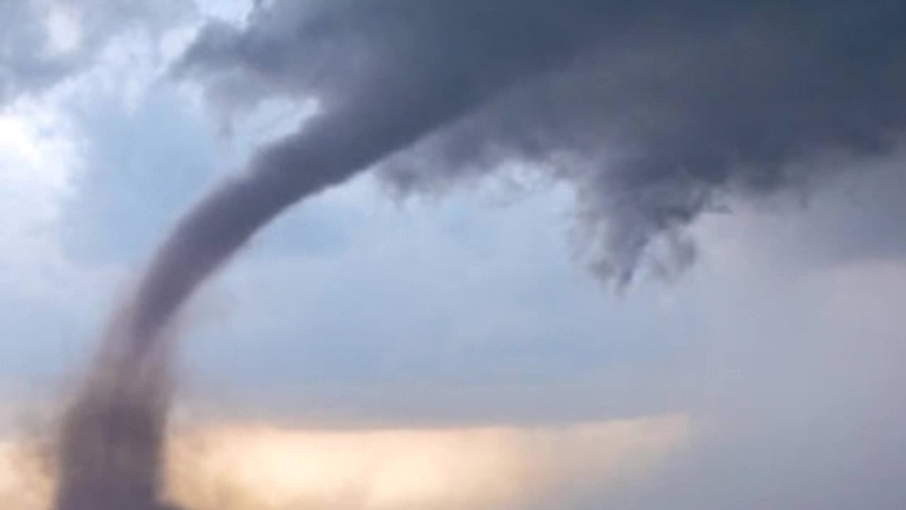 Winds of the Storm (Official Extended Remix) - The Mallar Experience.