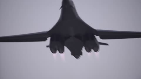 Stunning Video of B-1 Lancer in Action • Takeoff & Landing [Training Footage]9