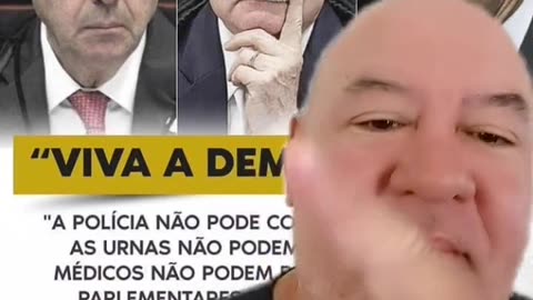 Viva a Democracia! Só isso ....