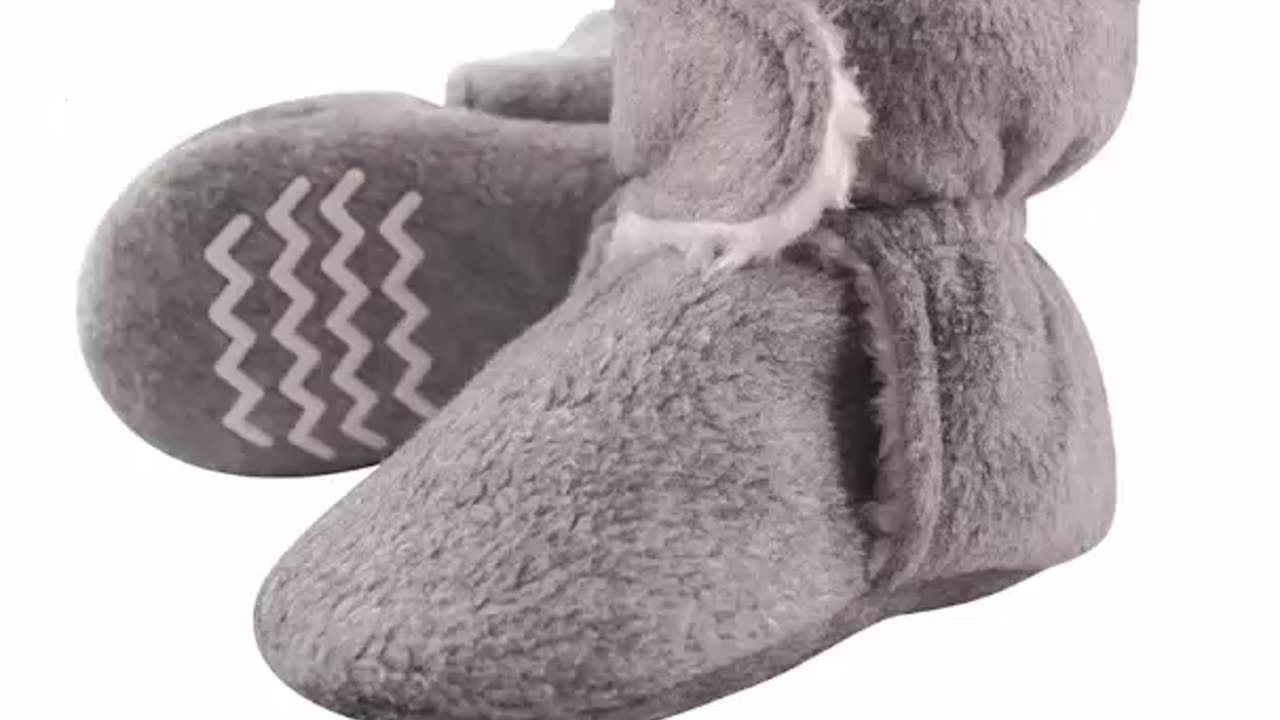 Hudson Baby Unisex Baby Cozy Fleece and Faux Sherpa Booties