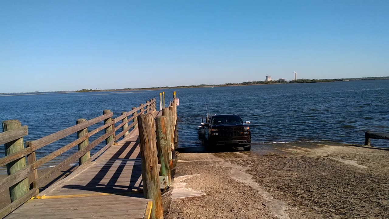 Boat ramp at Roger Batchelor fishing pier