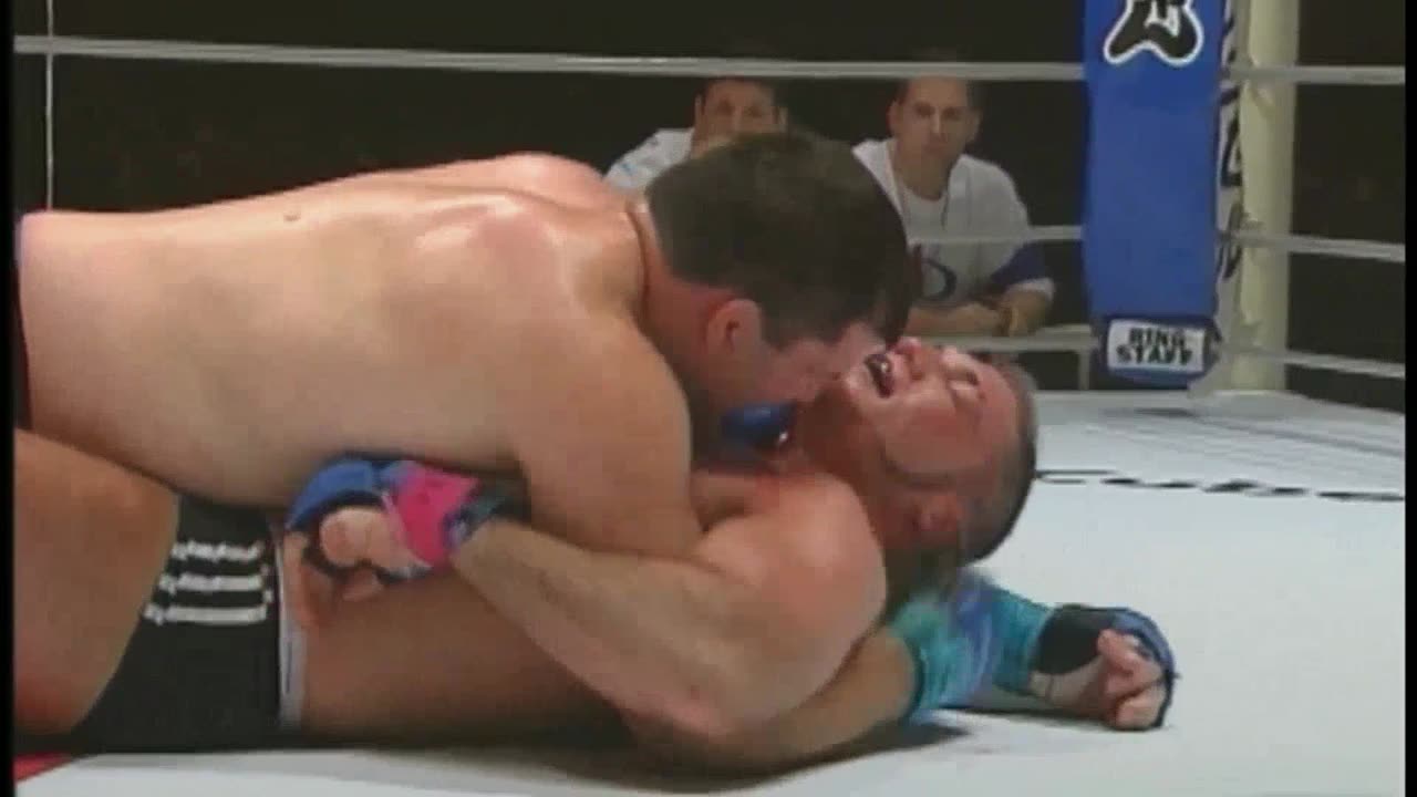 Heath Herring vs Tom Erickson PRIDE 11: Battle of the Rising Sun