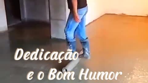 Dedicação e Bom Humor...