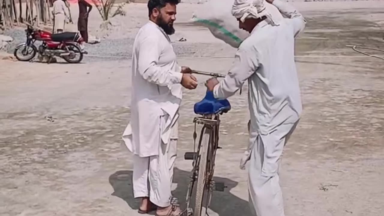 vEry funny video 😂😂😂🤣🤣🤣🤣😂😂