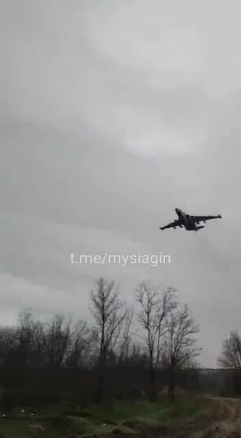 Ukrainian Su25 Flyover