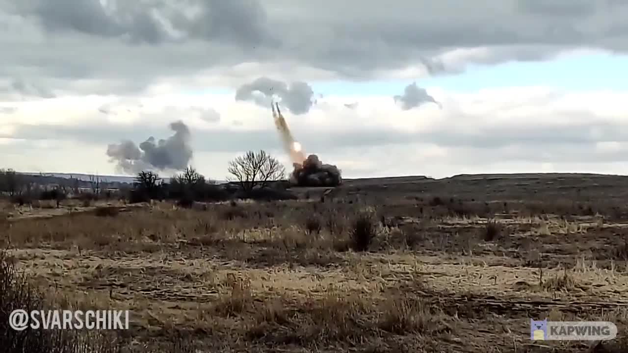 TOS-1A "Solntsepek" strikes at the fortifications of the Armed Forces of Ukraine
