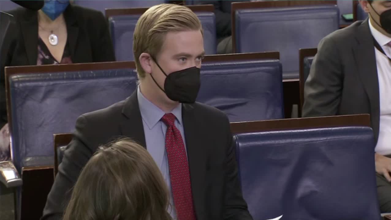 Peter Doocy challenges Psaki over why Biden is still referring to COVID as a "Pandemic of the unvaccinated"