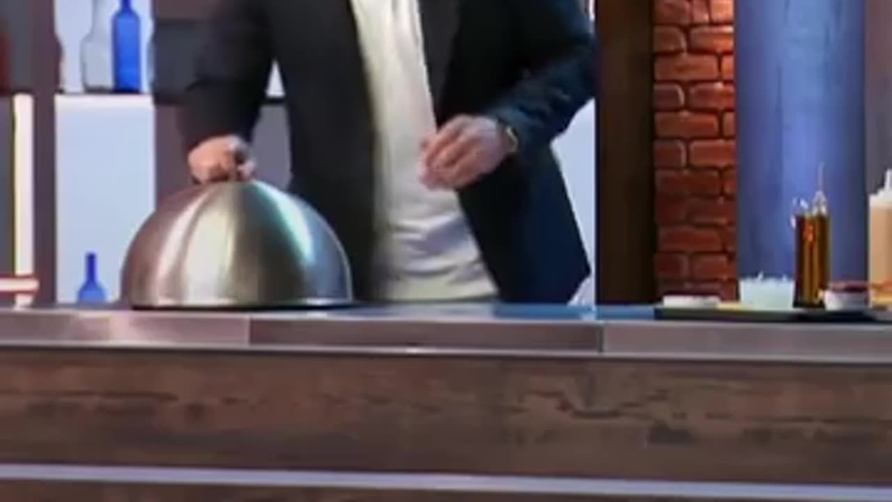 Propaganda per cibo di insetti (Masterchef)