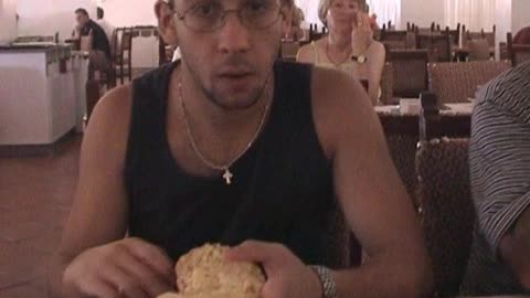 2003.10.22 Hungry David