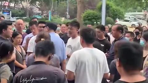 The CCP police cracked down on property owners protesting an unfinished real estate project