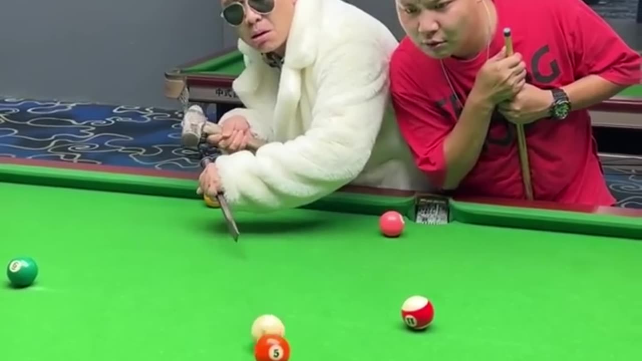 Funny billiards 🎱