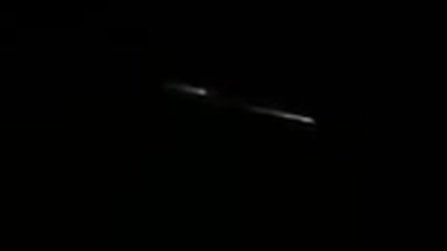 2 mysterious lights streak across Las Vegas sky side by side