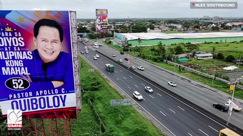 Nagniningning ang larawan ni Pastor Apollo sa nakatayong billboard nito sa NLEX Southbound