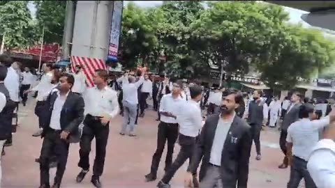 Protest in India by lawyers against police