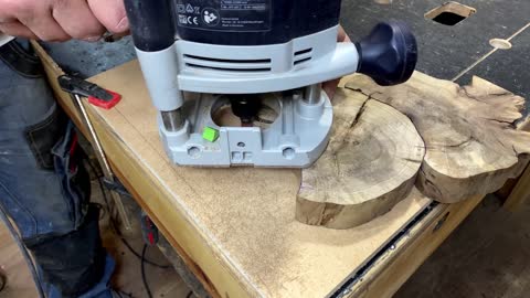 WOODWORKING Making a cutting board.