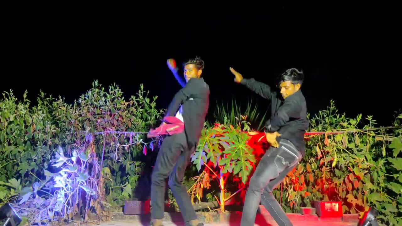 Kamariya par bhala chali dance कमरिया पर भाला चली kheshari lal yadav