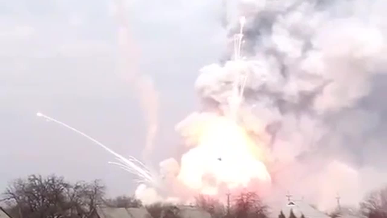 🔥💥 Russian ammunition depo destroyed in Ukraine