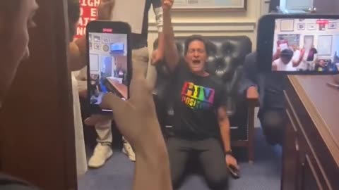 Insurrection at Kevin McCarthy’s office