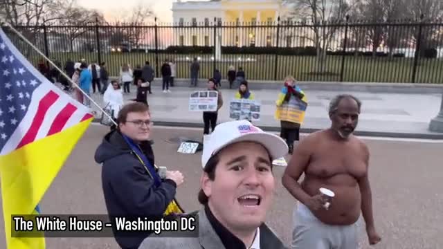 Alex Stein trolling the life out of Americans protesting in support of Ukraine