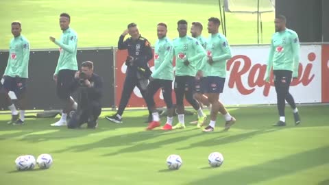 Brazil train in Italy ahead of moving on to Qatar The Seleção Neymar