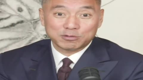 20211126文贵先生直播：美国里根总统 #干前苏联5政策：1. 坚决不发生大面积冲突；2. 绝不高调说要干掉苏联或解体苏联，改变它体制；3. 钱上绝不能一分不投，但坚决不投大钱；