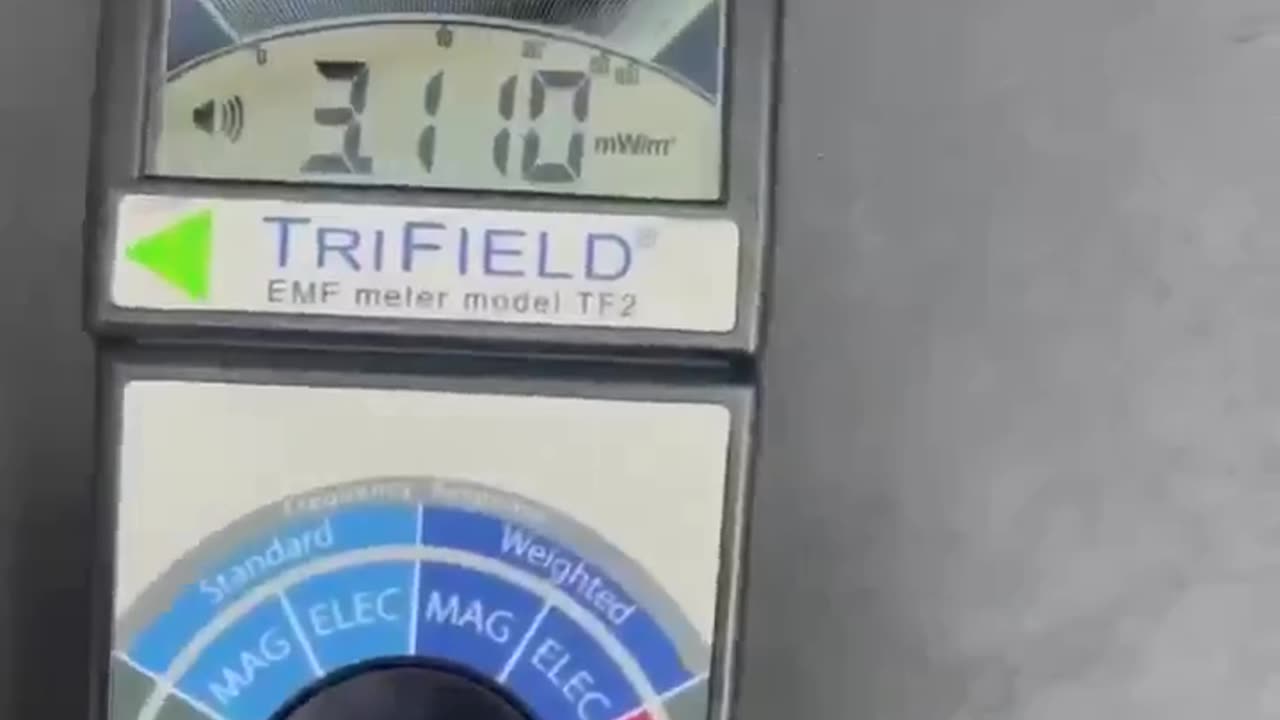 ⌚️ It’s not a ‘smart’ watch... it’s frying your God given brain & immunity with EMF’s 💩🤮