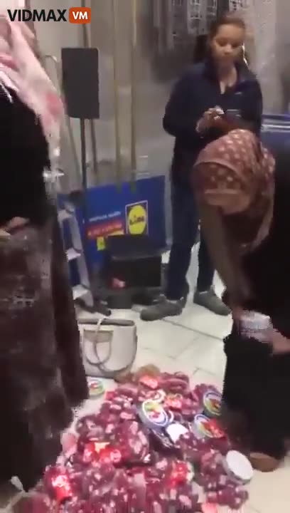 Two Muslim Women Caught Using Their Burqas To Steal Snickers Bars At A Lidl Store In The UK