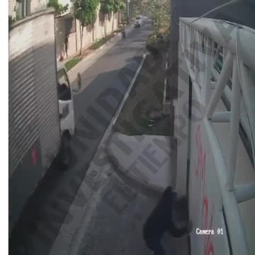 VIDEO GRAFATI AL CLAN VEGA EN BQ VILLA CAMPESTRE// CORTESÍA EL TIEMPO