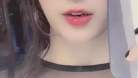 Beautiful Girl On Snack Video