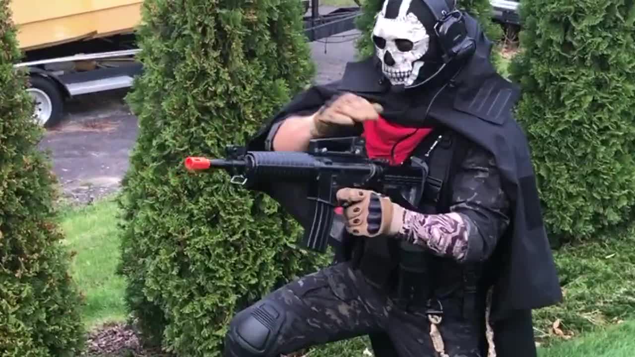 Modern Warfare Ghost Cosplay! Last Breath Skin