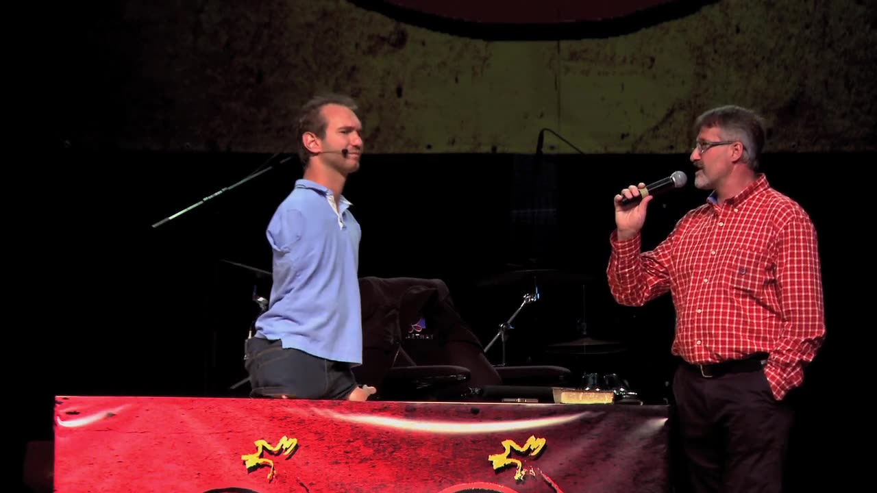 Nick Vujicic World Outreach - Hungary Talk | NickV Ministries