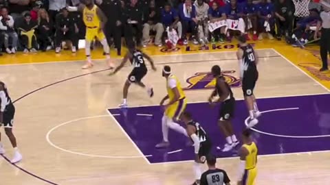 LeBron James tonight 🔥