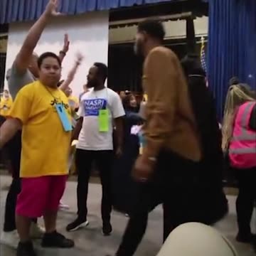 SHORT: Democrat Convention Violence Escalated Quickly