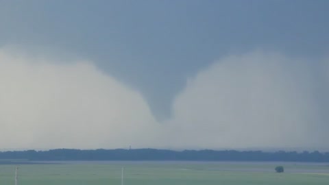 RAW Storm Chase footage - Abilene/Chapman Kansas Tornado May 25, 2016.