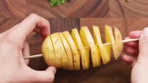 Cool Way To Cook Potatoes / Tornado Potatoes