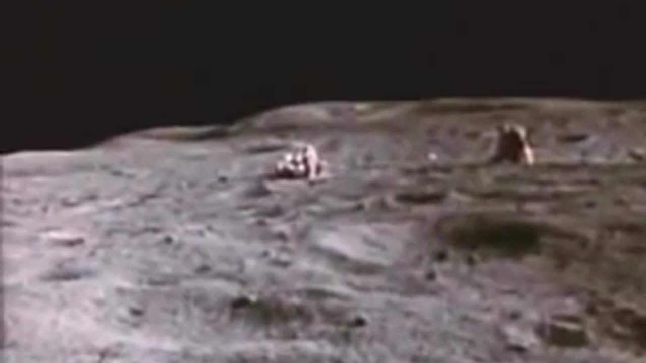 LANDING THE MOON