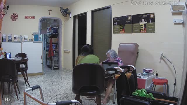 hallfront day n night 20221021