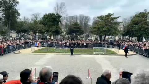 Thousands of people at the Père-Lachaise cemetery in Paris