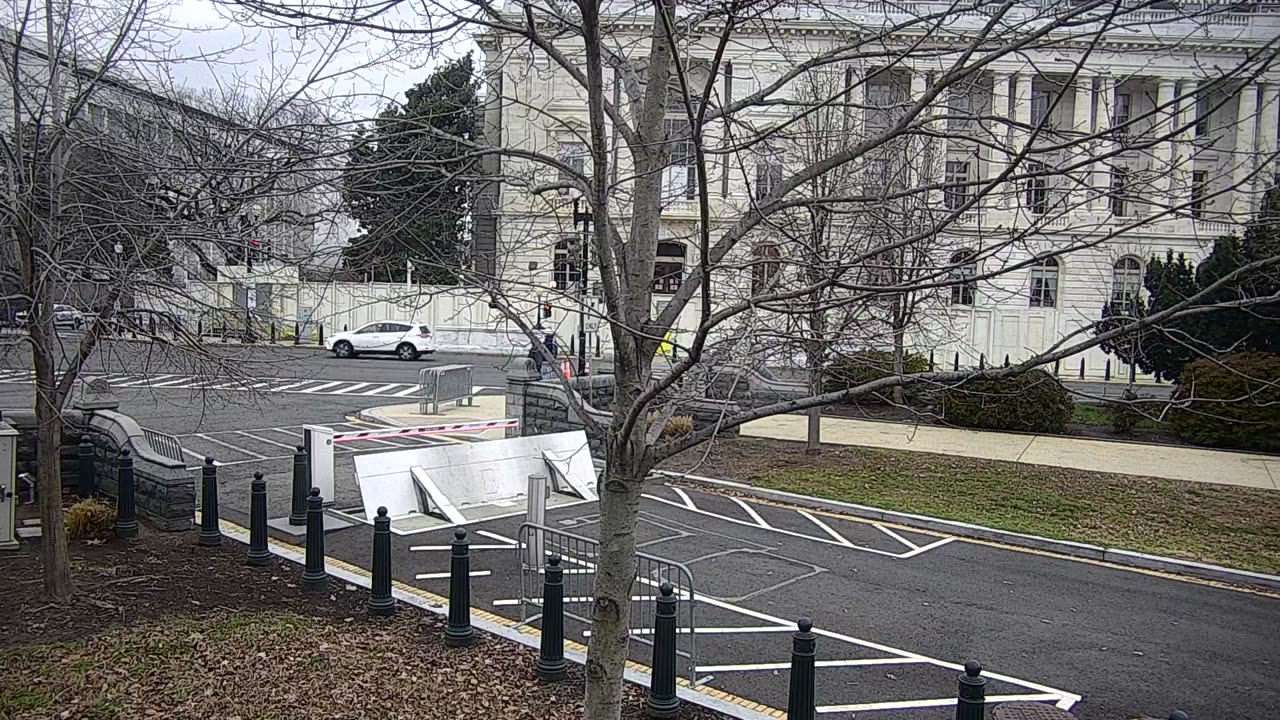 0679USCG00SEDriveExit_2021-01-06_12h00min30s157ms.mp4