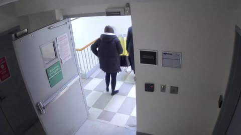 5180CHOBBANorthLobbyStair8_2021-01-05_19h40min02s980ms.mp4