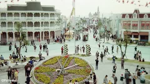 TOP 15 Abandoned Theme Parks