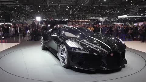 This is the black samurai, right? # Run faster! Bugatti's voice in the dark