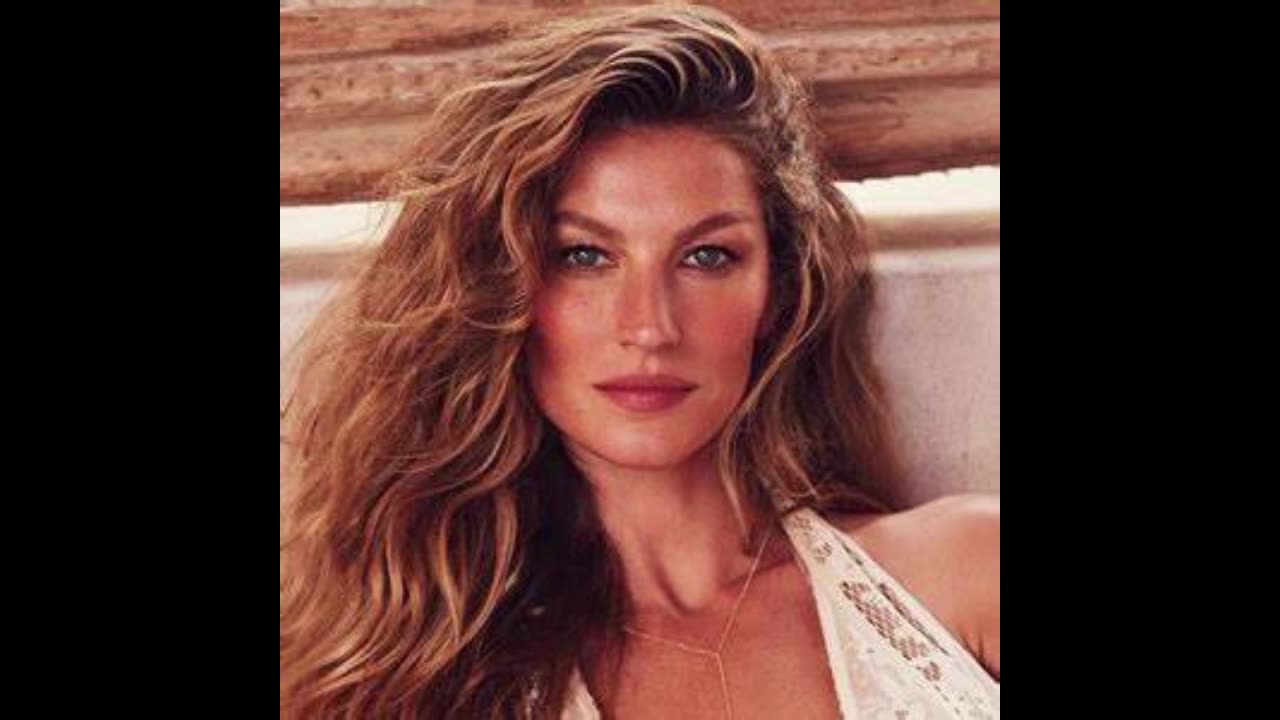 Victoria Secret Model Gisele Bündchen