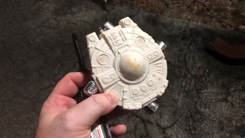 Fireworks Review: Spaceship Novelty