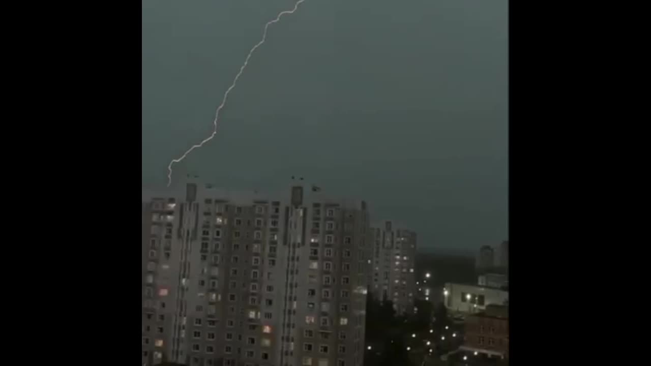 Lightening strikes same spot 5 or 6 times