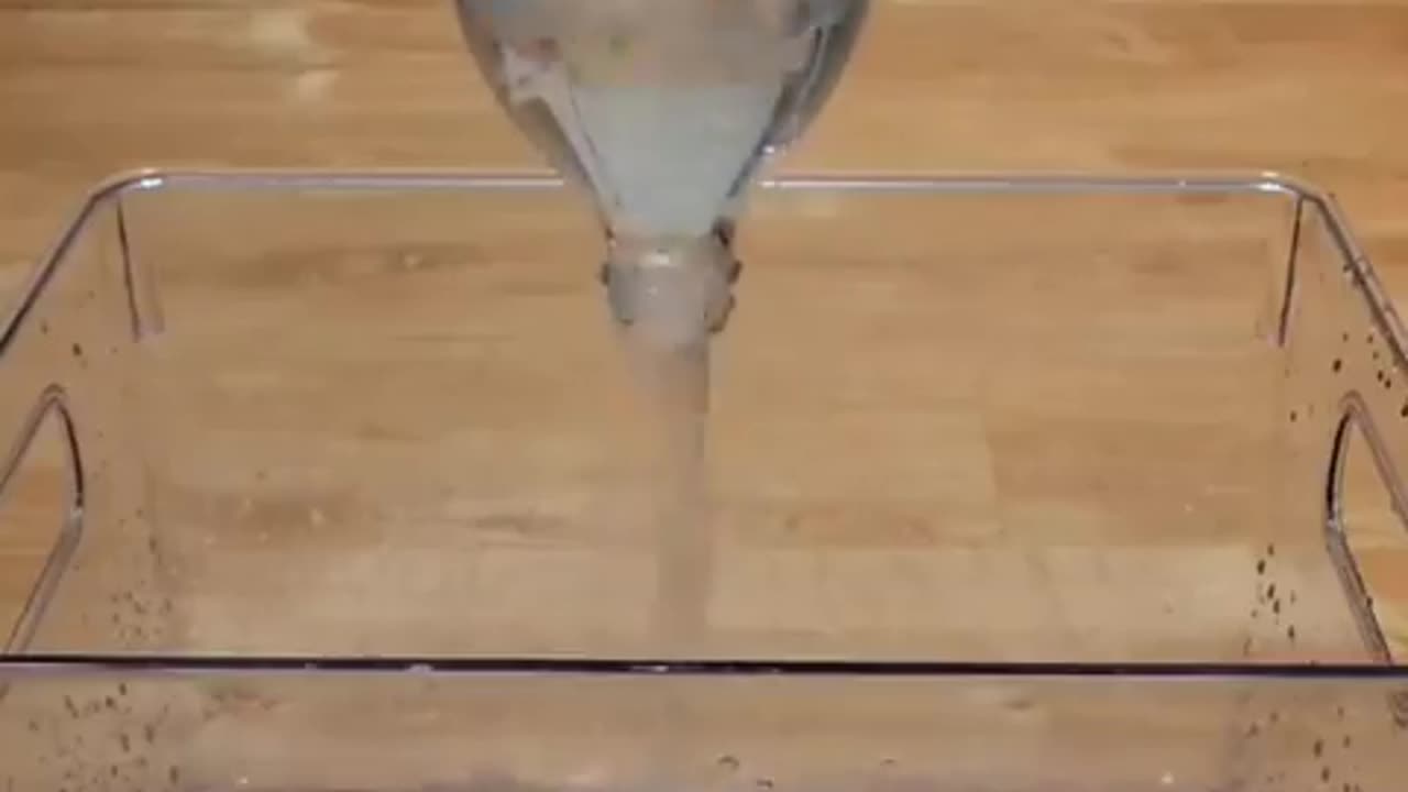 DO YOU KNOW THE FASTEST WAY TO EMPTY A BOTTLE ?