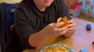 Peter tries Spicey Chicken from Whataburger