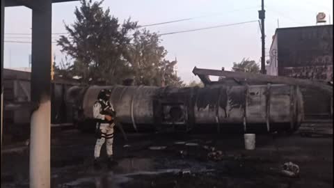 Mexico: Over 1,500 people evacuate Aguscalientes after the explosion of a fuel tanker truck