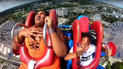 Slingshot Ride with funny reaction